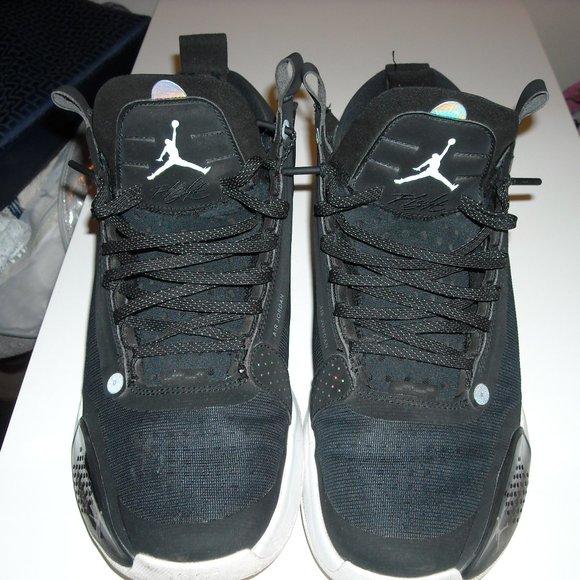 black jordans size 12
